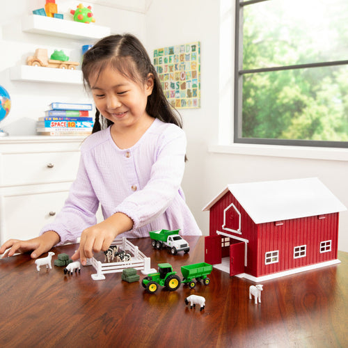 Tomy John Deere 1:64 Scale 24 Piece Farm Playset with On-the-Go Barn
