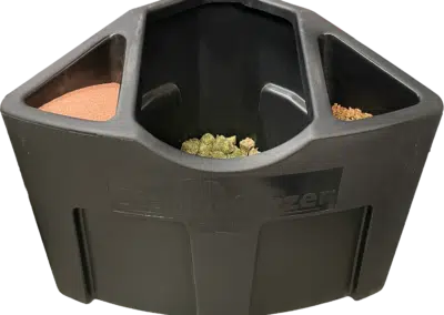 Stall Grazer Small Animal Corner Feeder